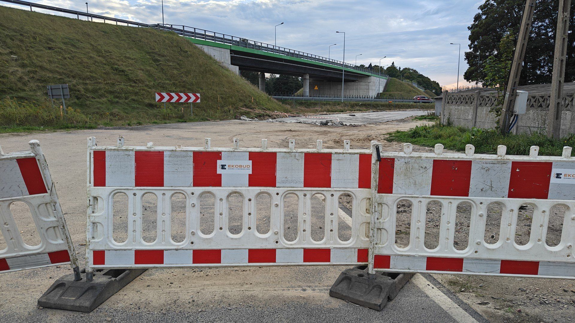 własne