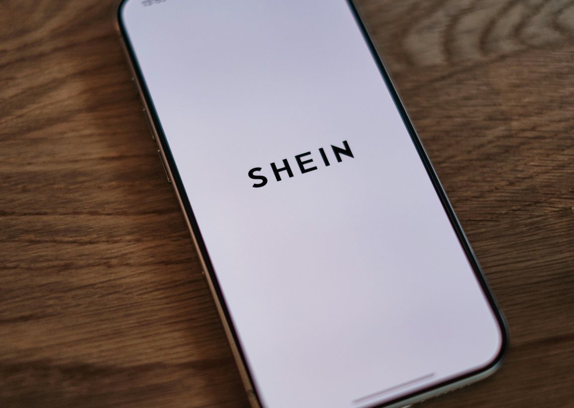 Lalki dla dorosłych na Shein. Komisja Europejska wszczyna postępowanie