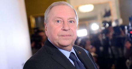 Nowe informacje ws. stanu zdrowia Jerzego Stuhra. "Powoli wraca do siebie"