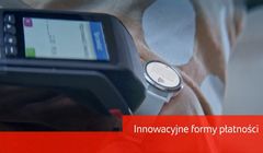 Płatności telefonem i zegarkiem reklamują Konto Jakie Chcę w Santander Bank Polska (wideo)