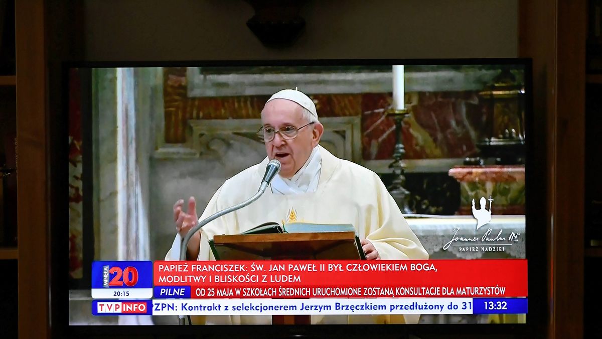 Transmisja mszy św. w 100. rocznicę urodzin św. Jana Pawła II 