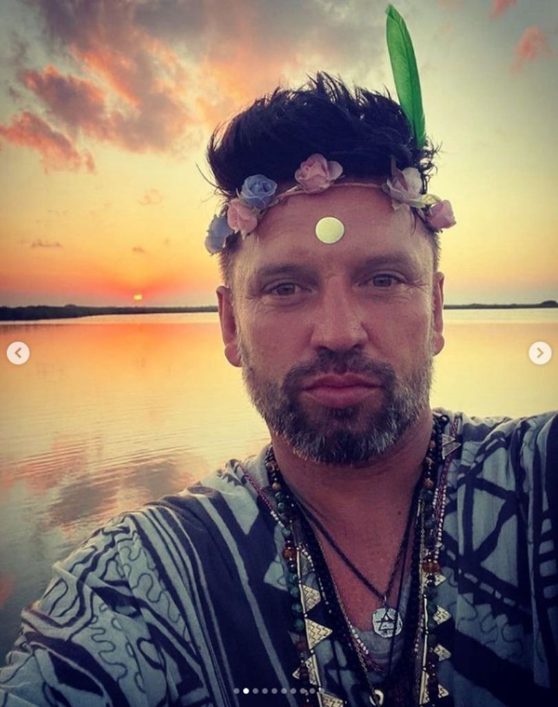 Mąż Natalii Siwiec, Mariusz Raduszewski, świętuje 45. urodziny w Tulum