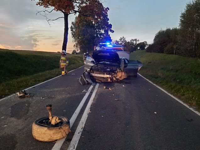 Wypadek na trasie Barczewo-Jeziorany (KMP Olsztyn)