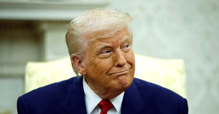 Trump apeluje o spokój. "To wspaniały czas na to, by kupować"