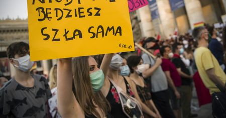 Margot. 12 osób poręczyło za aktywistkę. To m.in. ks. Adam Boniecki