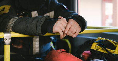 Nie żyje strażak pogryziony przez owady. Walczył o życie przez 8 dni