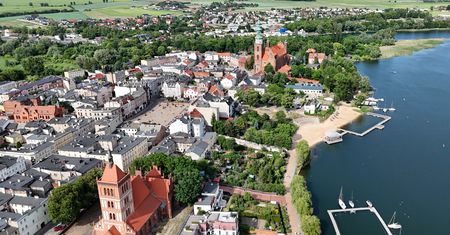 Park 3 Maja w Chełmży czeka duża zmiana. Nowe alejki, zieleń i ścieżka nad jeziorem