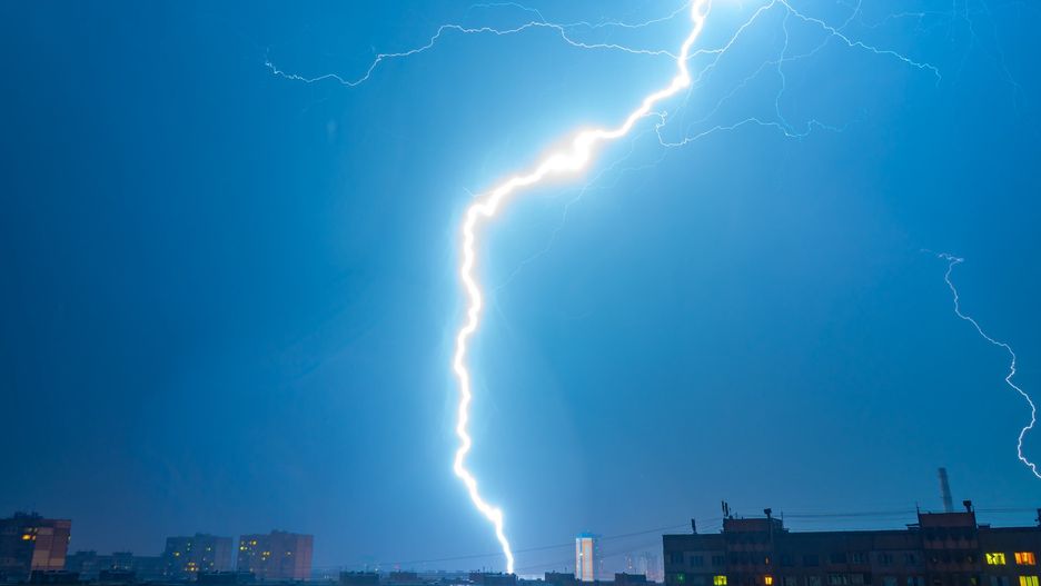 Nadchodzi burza i co dalej?