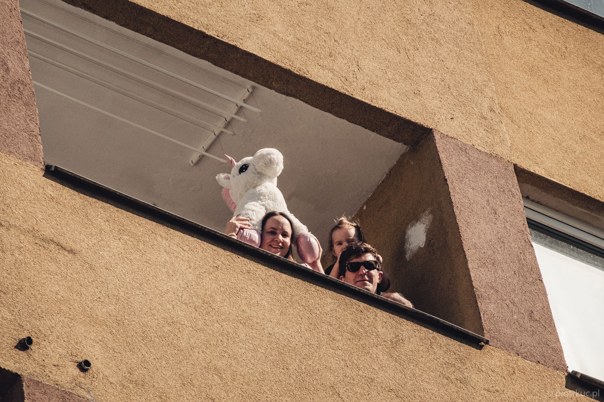 Quarantanamera, czyli izolacja po wrocławsku. Mieszkańcy nie tracą humoru 28