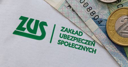 Świadczenie wspierające: ZUS ostrzega przed "pomocą" oszustów