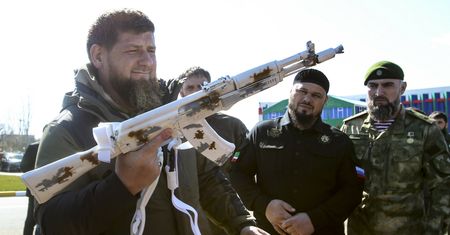Jest potrzebny Rosjanom jak nigdy. Ekspert wskazał, dlaczego
