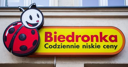 Zarobki w Biedronce. O tyle wzrosną wynagrodzenia
