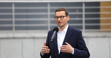 PMI na rekordowym poziomie. Morawiecki: "Przemysł wychodzi z kryzysu"
