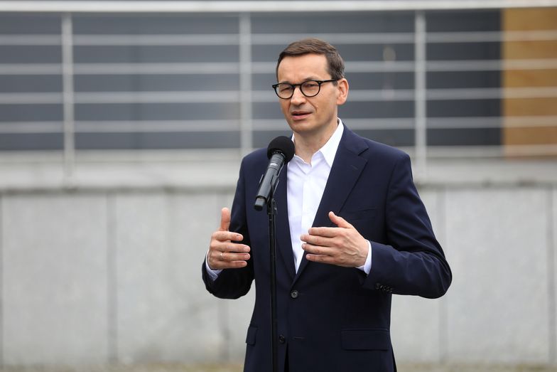 PMI na rekordowym poziomie. Morawiecki: "Przemysł wychodzi z kryzysu"