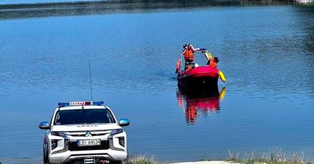 Tragedia na żwirowni w Berezie. Nie żyje 47-latek, trwają poszukiwania 30-latka