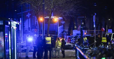 Wjechał autobusem w ludzi. Szwedzka prokuratura wypuściła go z aresztu