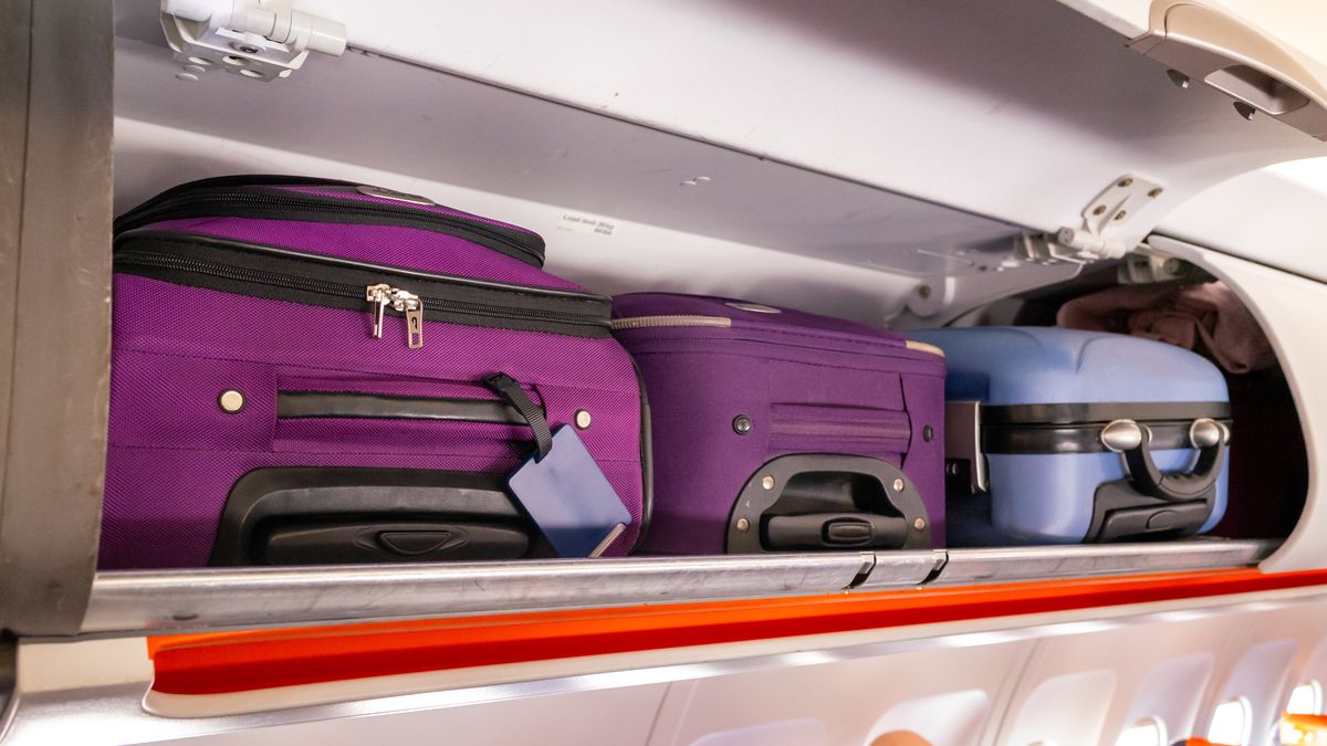 Bagaż podręczny może być przewożony na pokładzie samolotu