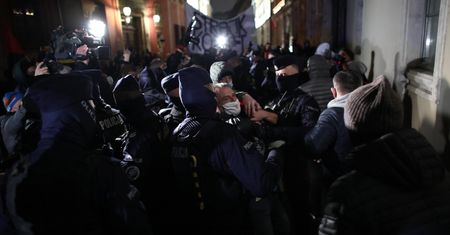 Strajk Kobiet przed Kurią Krakowską