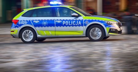 Mysłowice: Skoda wpadła w poślizg. Cztery osoby w szpitalu