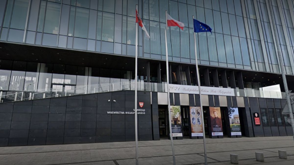 Mężczyzna, mimo prawomocnego wyroku, wciąż zajmował stanowisko w urzędzie