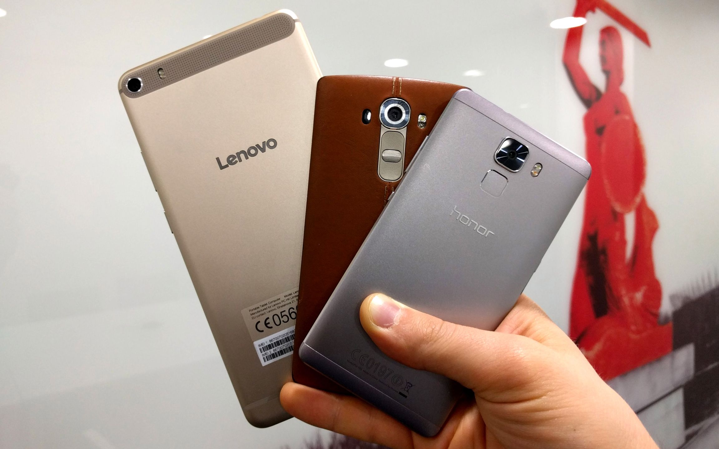 Jak duży może być smartfon? Czy niemal 7-calowe urządzenie ma sens? 2