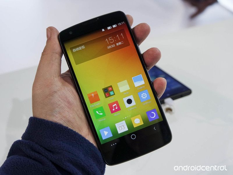 Innos D6000 to smartfon z dwoma bateriami o łącznej pojemności 6000 mAh! 2