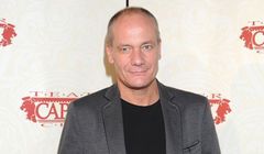 Piotr Zelt i Joanna Orleańska w serialu „Przypadki Cezarego P.”