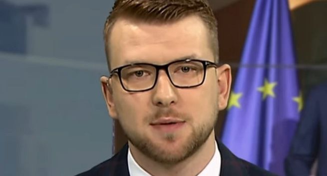 Były reporter „Wiadomości” w nowym programie TV Republika