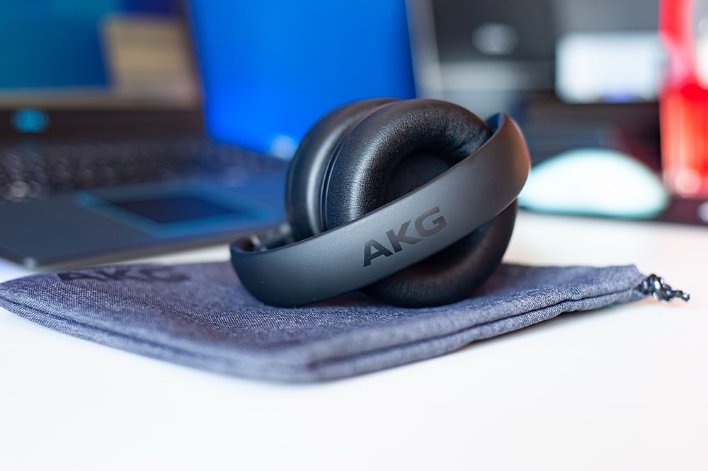AKG Y600NC Wireless - składane słuchawki