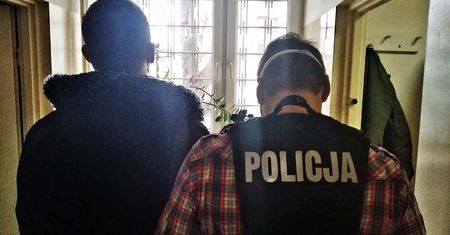 Warszawa. Kradzież perfum i artykułów spożywczych. Dwie osoby zatrzymane