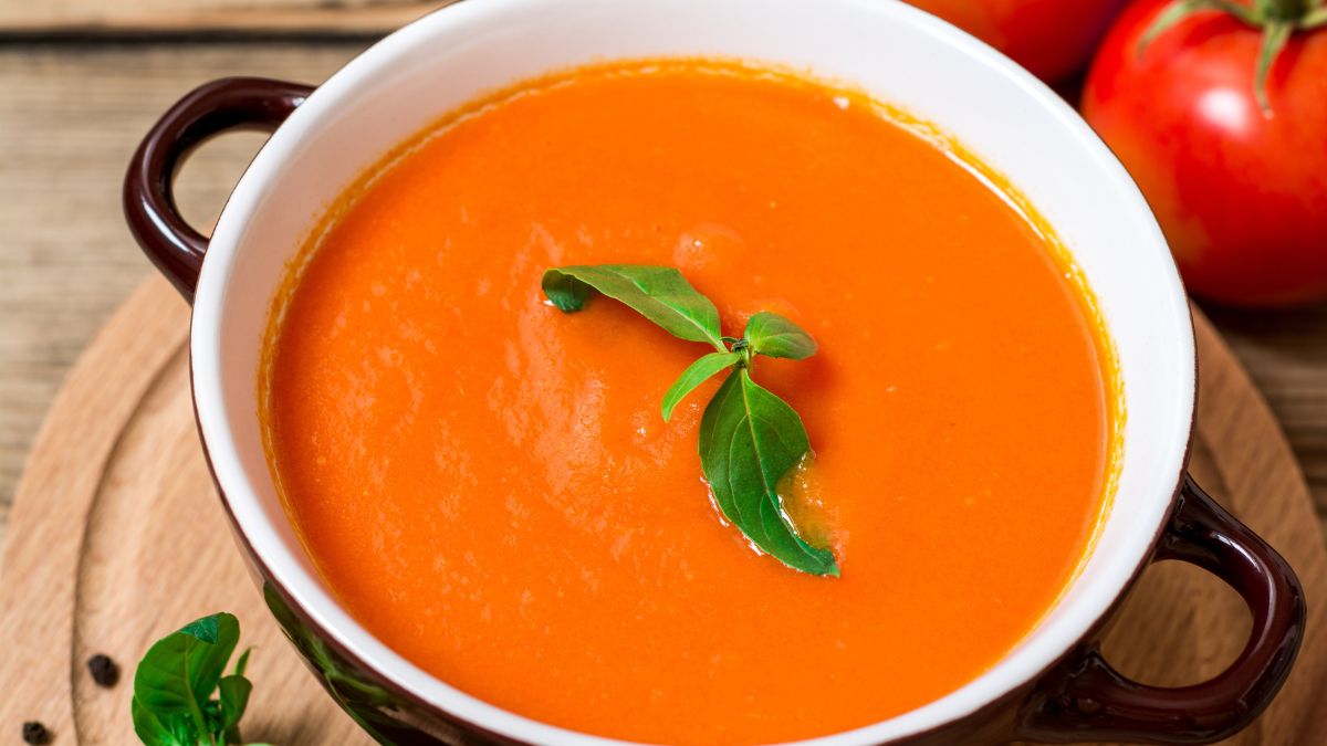 Przygotuj pomidorówkę z zupełnie nowym dodatkiem