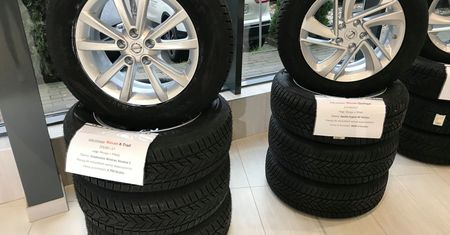 Która pierwsza straci bieżnik? ADAC sprawdziło, jak zużywają się opony