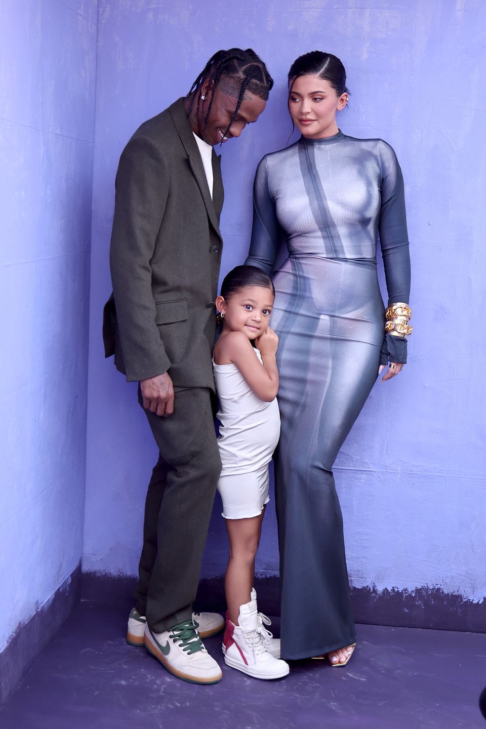 Stormi kradnie show Kylie Jenner i Travisowi Scottowi na gali