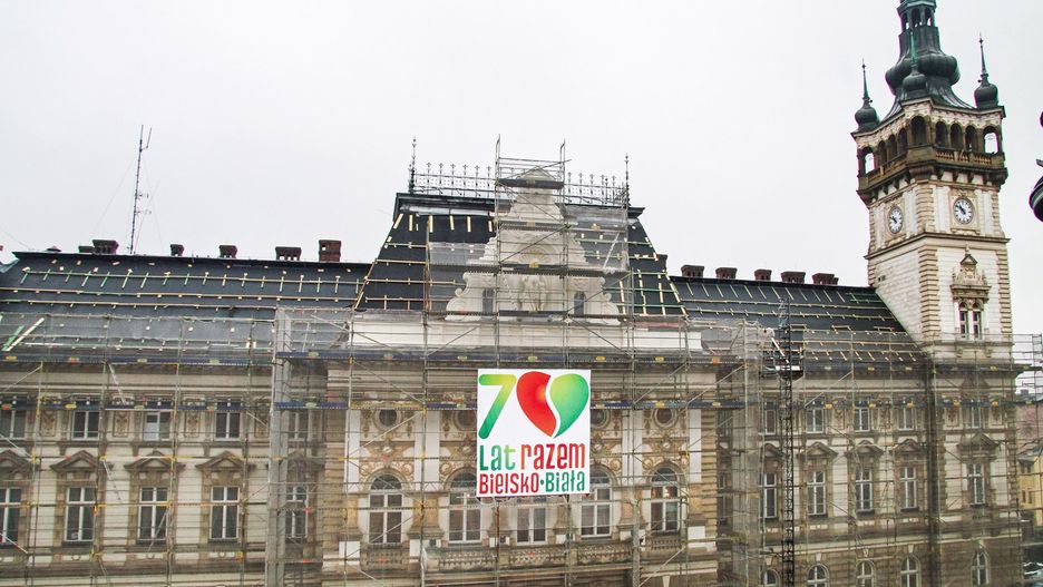 Z okazji 70-lecia powstania Bielska-Białej powstało nowe logo. 