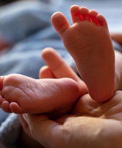 Tragiczny poród w łazience. Matka z zarzutami