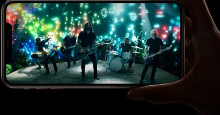 iPhone Xs i iPhone Xs Max to pierwsze smartfony Apple z 4 GB RAM