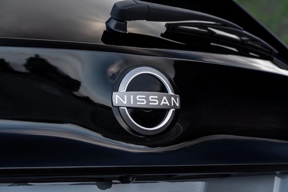 Nissan LEAF 2022 logo