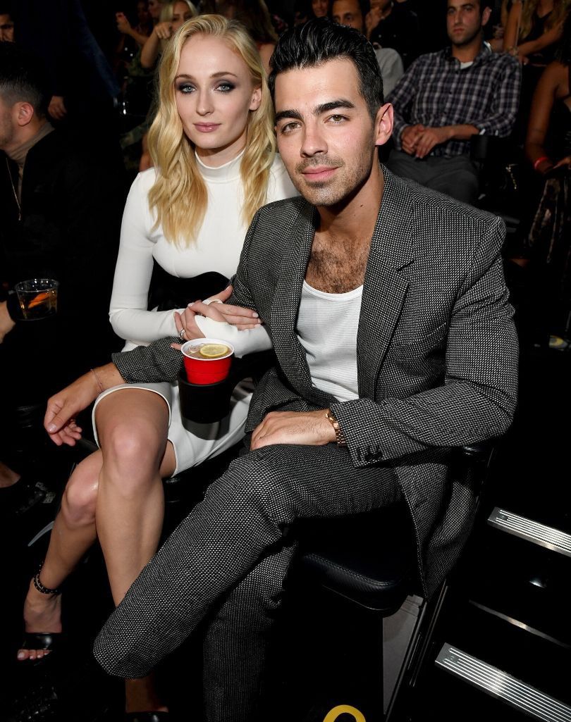 Joe Jons, Sophie Turner