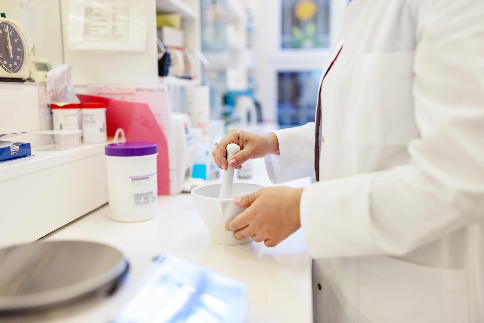 Leki recepturowe przygotowuje farmaceta w aptece