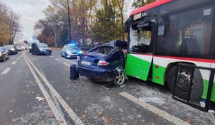 Lublin. Samochód zderzył się z autobusem miejskim. Dwie osoby ranne