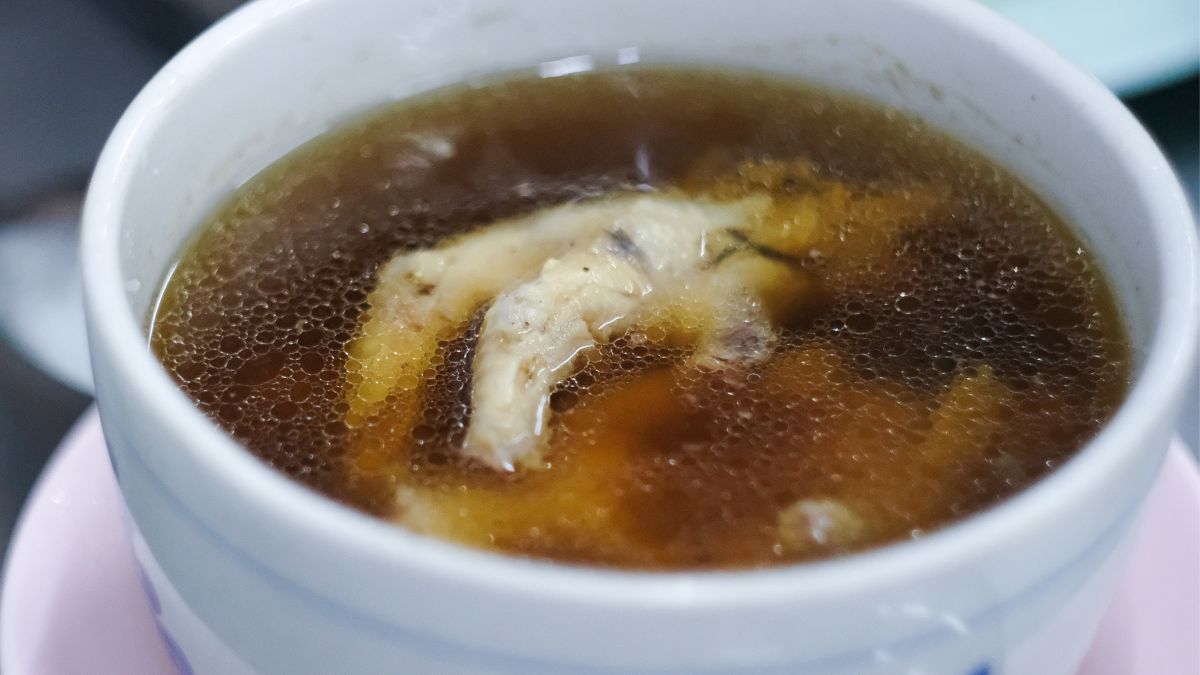 Zupa z kurzych łapek