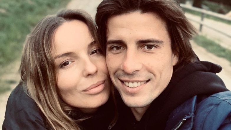 Agnieszka Włodarczyk pokazuje zdjęcie z łózka i zachwala ukochanego. "Kocham poranki, kiedy Tatuś przejmuje bobasa"