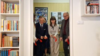 Piotrków Trybunalski: Biblioteka szkolna w ZSP nr 5 już po modernizacji