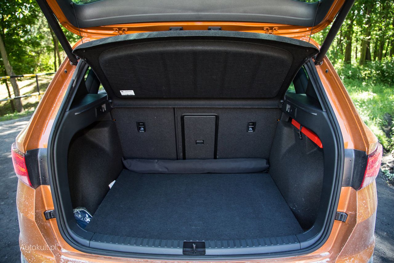 Pojemność bagażnika Ateki w autach z napędem na cztery koła jest mniejsza.