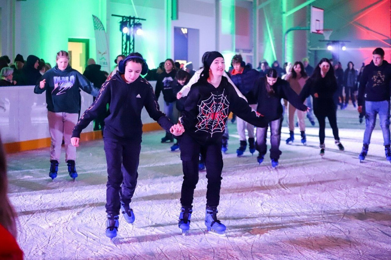 6 grudnia 2025 r. otwarcie lodowiska w Jeleniej Górze