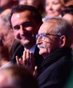 Pokazał się z tatą. Trudno powstrzymać łzy wzruszenia