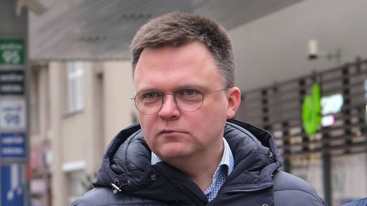 Medialne osobistości krytykują Szymona Hołownię