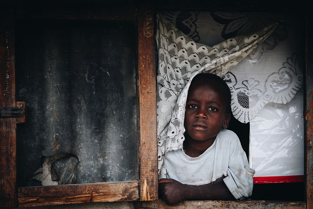 Bruno Roseti odwiedził i sfotografował fascynujące życie plemienia Luo 28