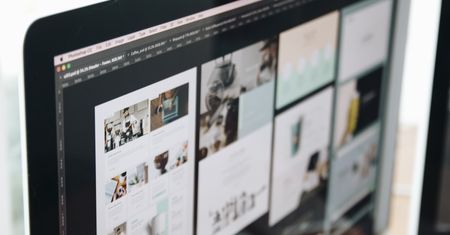Chrome i Firefox "powiedzą" stronom o ciemnym motywie