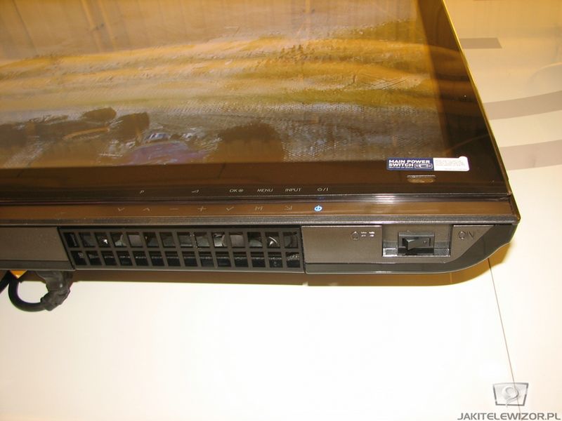 LG 42SL8000 - telewizor dobry, a przy tym stylowy 4